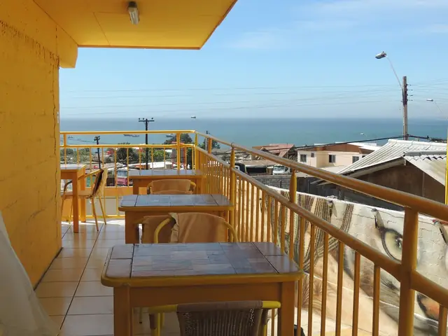 Terraza del restaurant con vista al mar de Huasco